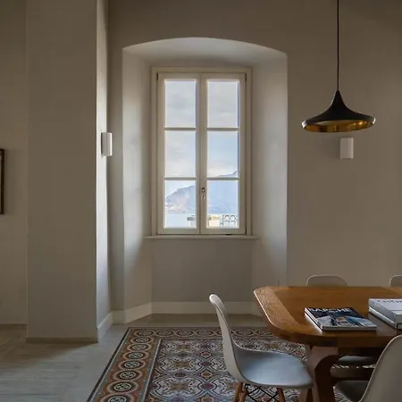 Casa vacanze Perpenti - By Lovecomo Pianello Del Lario