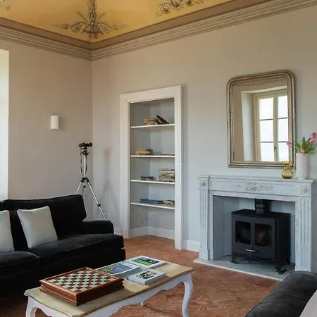 בית נופש Perpenti - By Lovecomo *