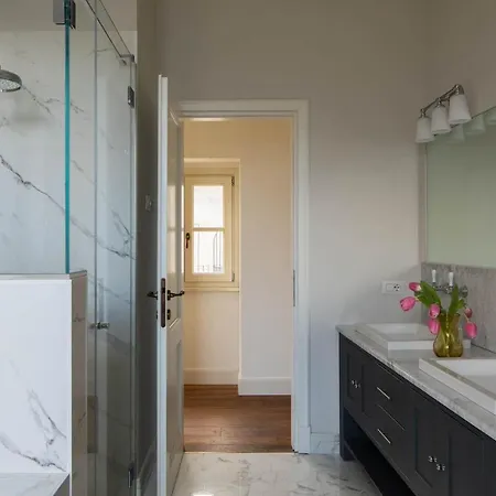 Perpenti - By Lovecomo בית נופש *