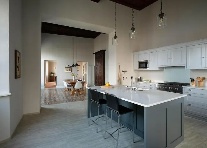 Perpenti - By Lovecomo Casa de Férias