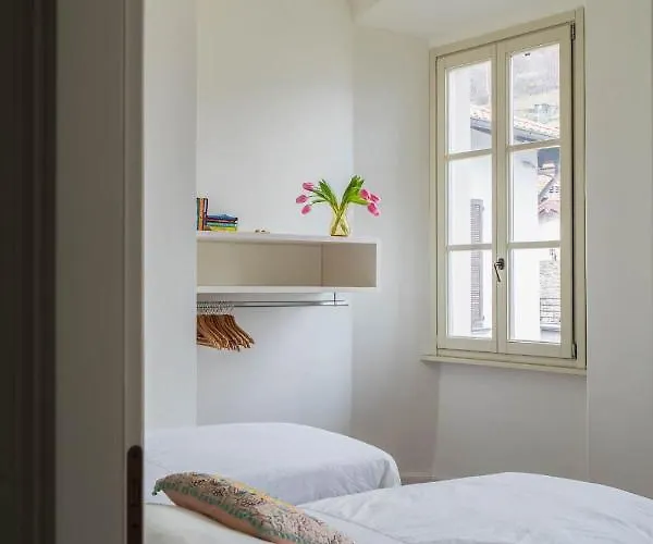 Casa de Férias Perpenti - By Lovecomo Pianello Del Lario