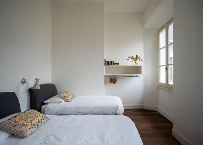 Perpenti - By Lovecomo * 피아넬로 델 라리오